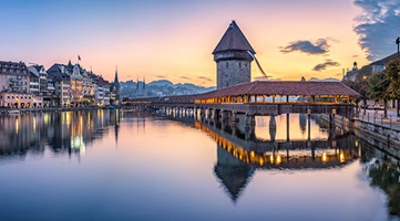 HSLU Hochschule Luzern - Wundervolles Luzern_Kappelbruecke Sunset