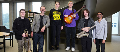 HSLU Concert Band unter der Leitung von Nils Wogram. 